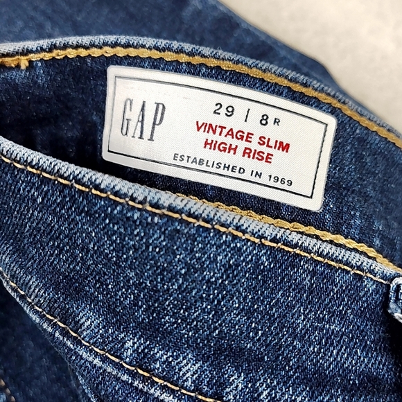GAP High Rise Jeans - Picture 5 of 9